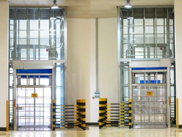 標(biāo)準(zhǔn)型升降機