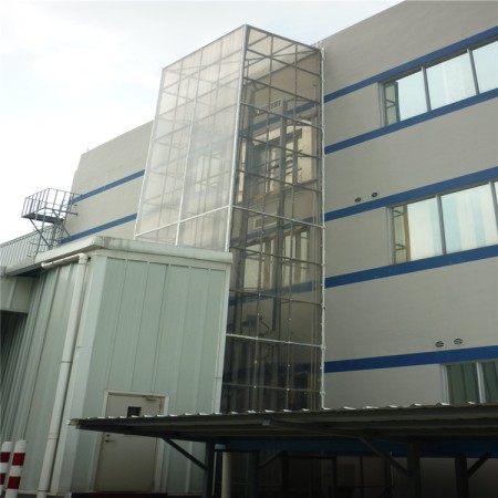 五金制品-室內(nèi)直頂式升降平臺案例