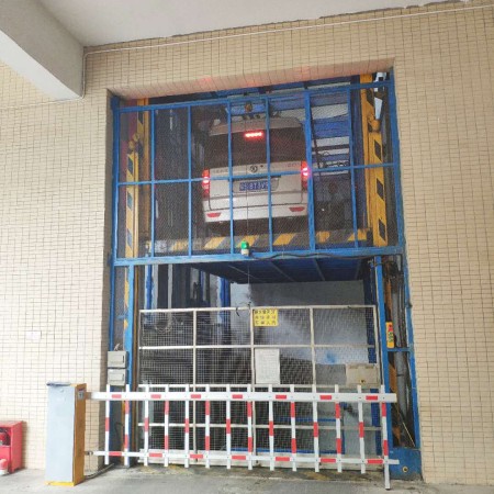 汽車專用升降機