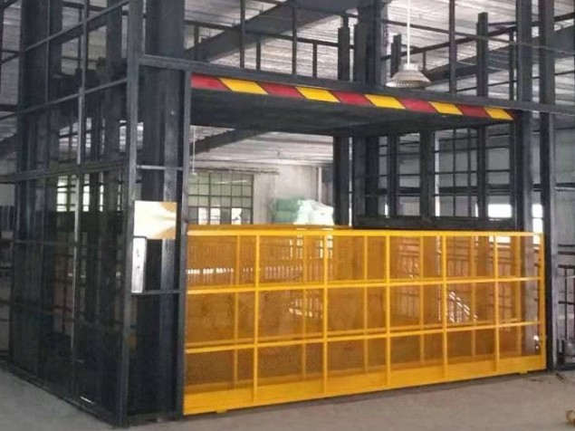 標準直頂式液壓升降機