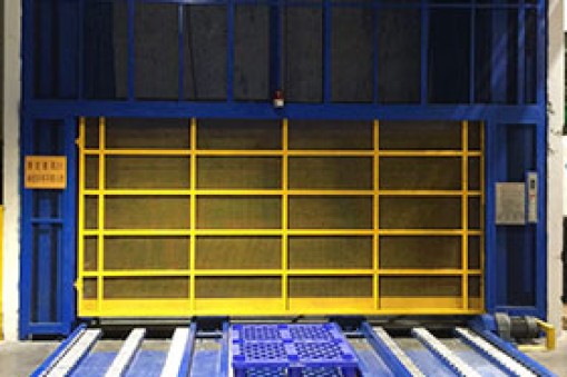 液壓升降機液壓油箱氣壓和油量的控制