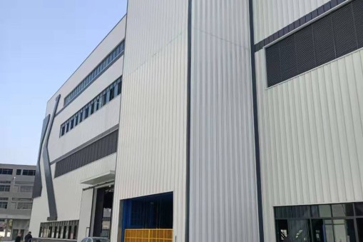 梅雨季節(jié)室外升降機(jī)使用時(shí)進(jìn)水預(yù)防及處理方法