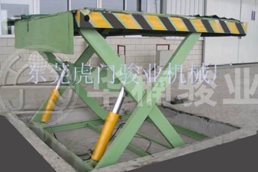 液壓升降平臺零配件不可隨便購買