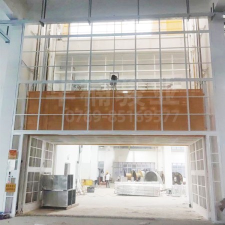 機械行業大型升降機