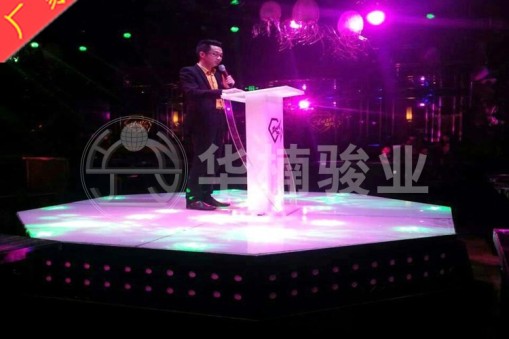 為什么說購買旋轉(zhuǎn)式升降舞臺不能只看低價格？